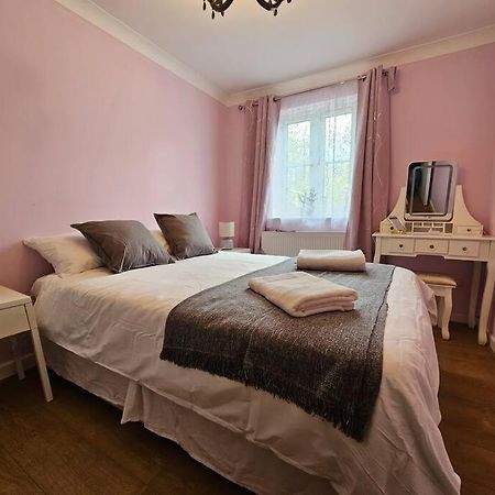 Lovely Flat Close To Shepherd'S Bush Leilighet London Eksteriør bilde