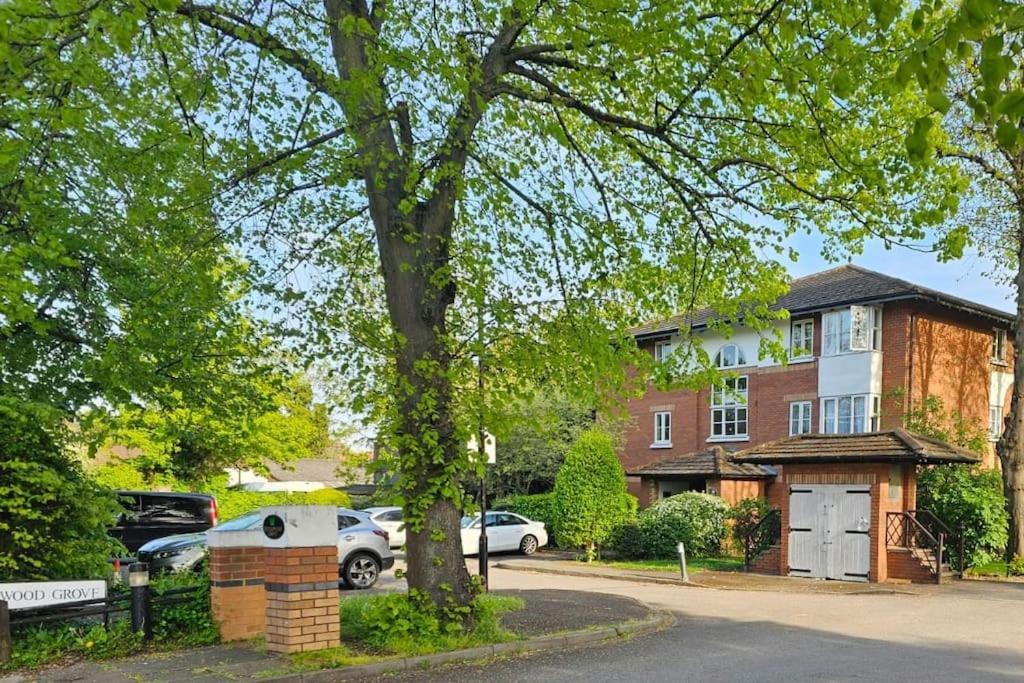 Lovely Flat Close To Shepherd'S Bush Leilighet London Eksteriør bilde