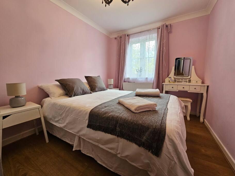 Lovely Flat Close To Shepherd'S Bush Leilighet London Eksteriør bilde